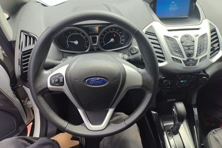 Used Ford EcoSport 2013 1.5L Automatic Prestige Model Center Console