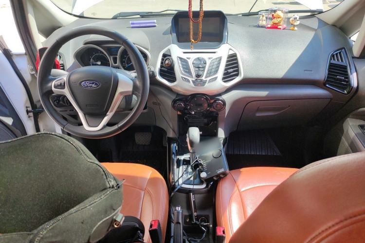 Used Ford EcoSport 2013 1.5L Automatic Prestige Model Center Console