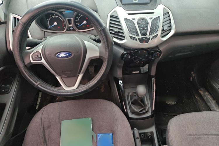 Used Ford EcoSport 2013 1.0L GTDi Manual Luxury Model Center Console