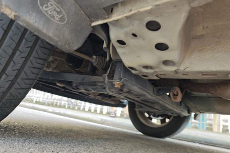 Used Ford EcoSport 2013 1.5L Automatic Fashion Model Chassis Front Left