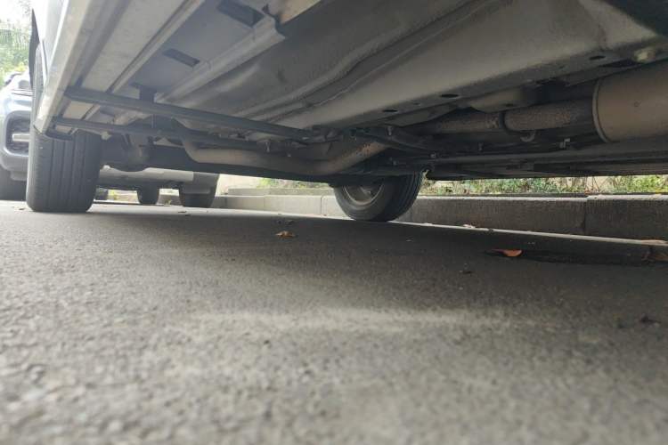 Used Ford EcoSport 2013 1.5L Manual Fashion Model Chassis Front Right