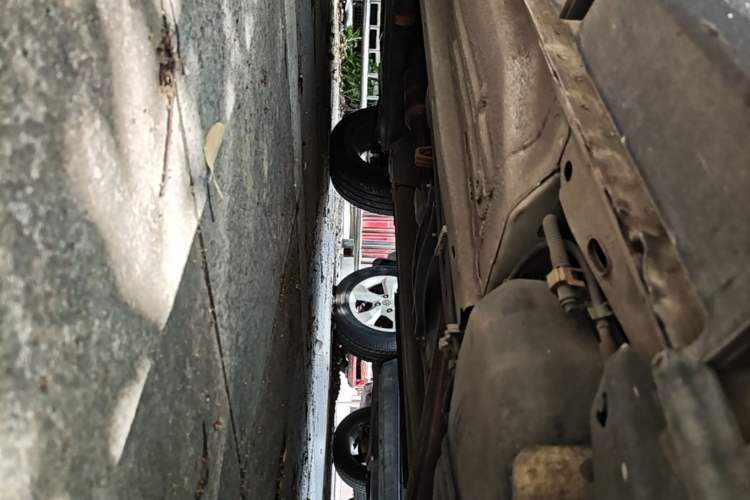 Used Ford EcoSport 2013 1.5L Manual Fashion Model Chassis Rear Left