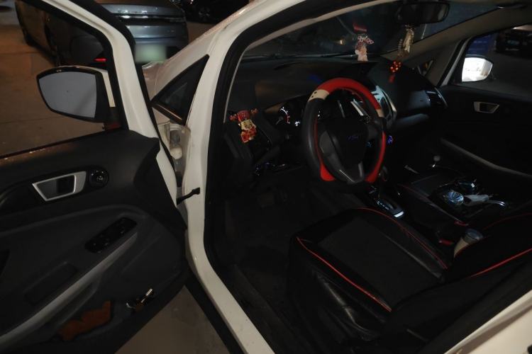 Used Ford EcoSport 2013 1.5L Automatic Fashion Model Driver Seat