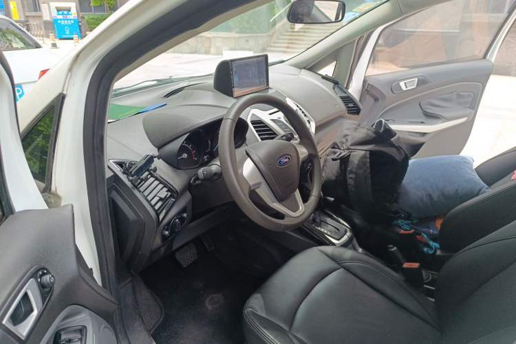 Used Ford EcoSport 2013 1.5L Automatic Fashion Model Driver Seat