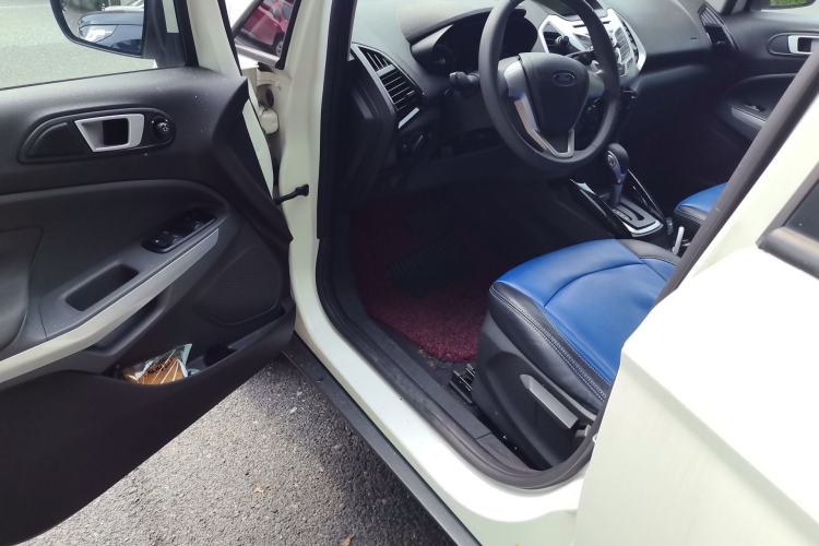 Used Ford EcoSport 2013 1.5L Automatic Fashion Model Driver Seat