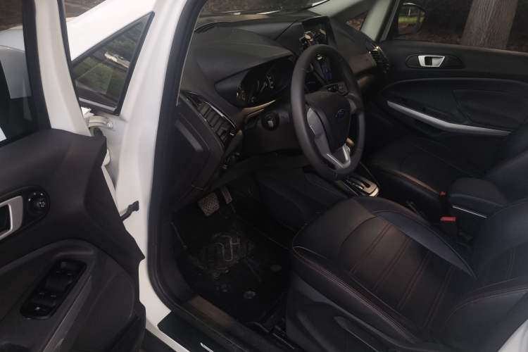 Used Ford EcoSport 2013 1.5L Automatic Fashion Model Driver Seat