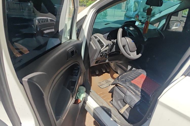 Used Ford EcoSport 2013 1.5L Manual Comfort Model Driver Seat