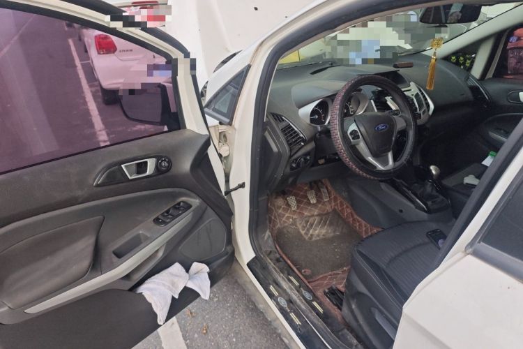 Used Ford EcoSport 2013 1.0L GTDi Manual Luxury Model Driver Seat
