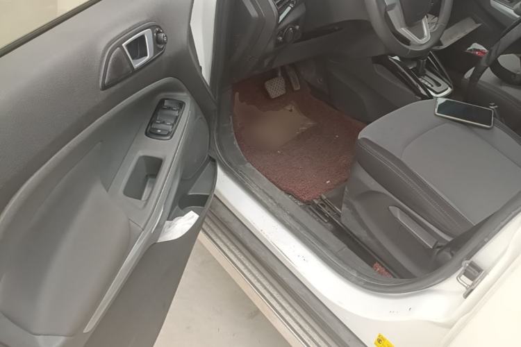 Used Ford EcoSport 2013 1.5L Automatic Fashion Model Driver Seat