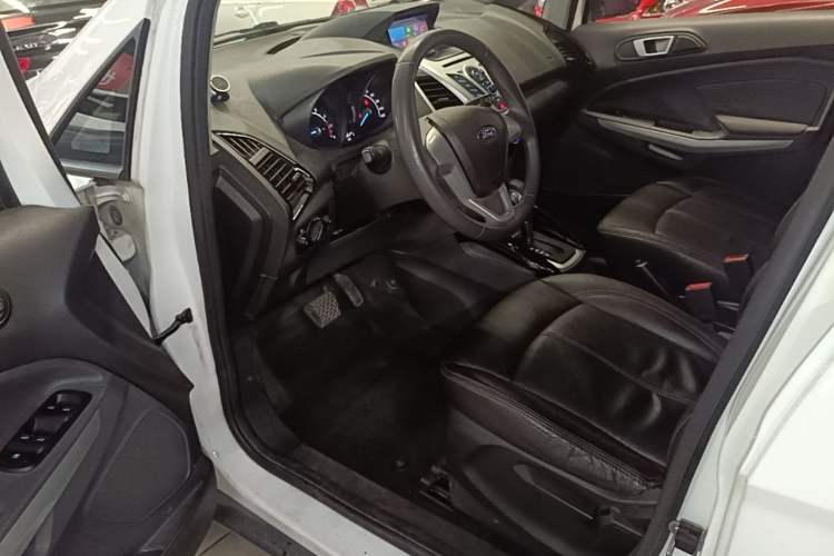 Used Ford EcoSport 2013 1.5L Automatic Fashion Model Driver Seat