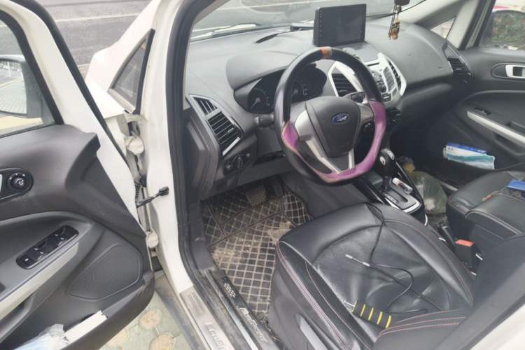 Used Ford EcoSport 2013 1.5L Automatic Fashion Model Driver Seat