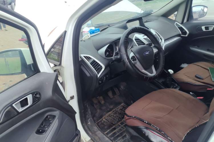 Used Ford EcoSport 2013 1.5L Manual Luxury Model Driver Seat