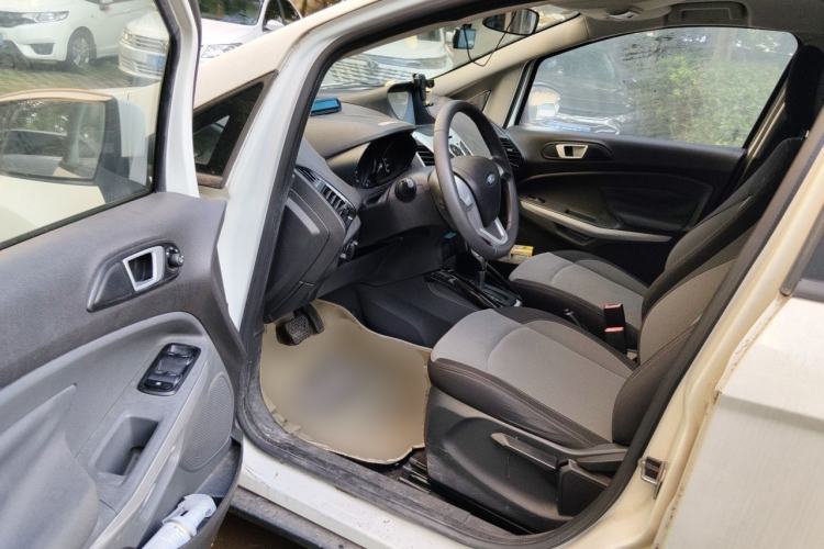 Used Ford EcoSport 2013 1.5L Automatic Fashion Model Driver Seat