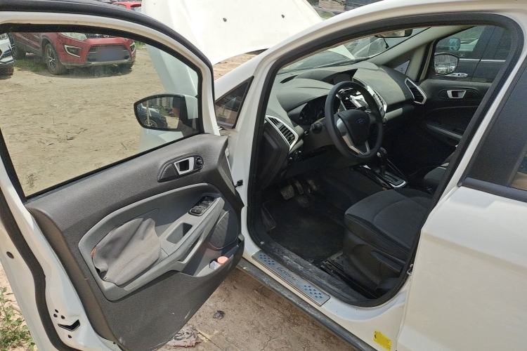Used Ford EcoSport 2013 1.5L Automatic Fashion Model Driver Seat