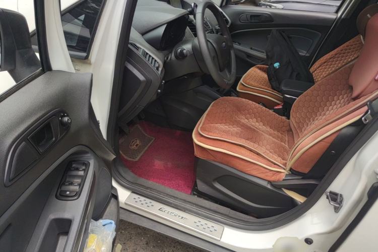 Used Ford EcoSport 2013 1.5L Manual Comfort Model Driver Seat