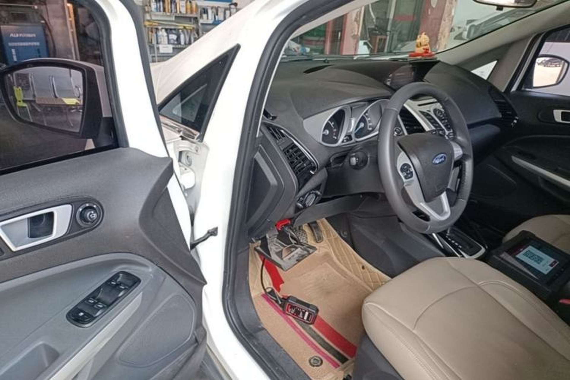 Used Ford EcoSport 2013 1.5L Automatic Prestige Model Driver Seat