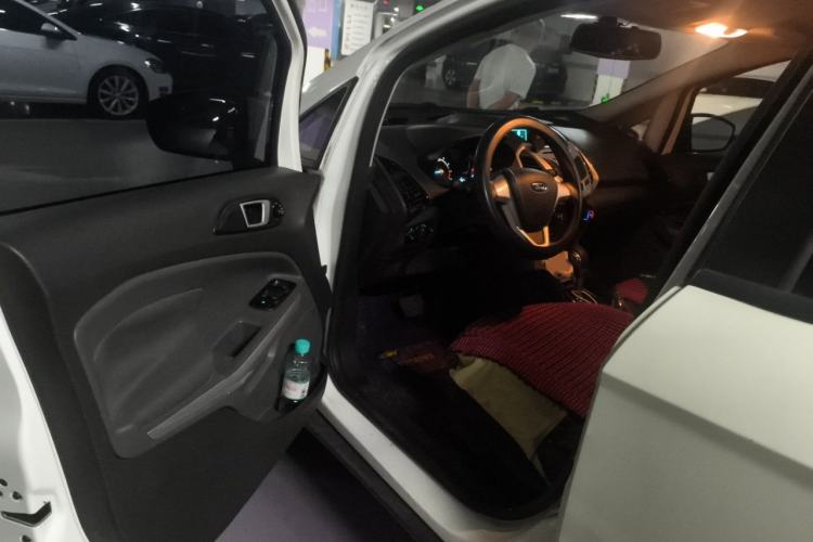 Used Ford EcoSport 2013 1.5L Automatic Fashion Model Driver Seat