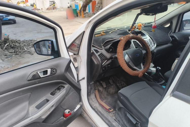 Used Ford EcoSport 2013 1.5L Manual Fashion Model Driver Seat