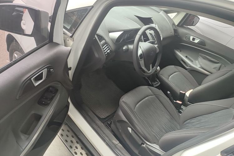 Used Ford EcoSport 2013 1.0L GTDi Manual Luxury Model Driver Seat