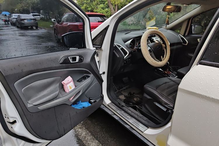 Used Ford EcoSport 2013 1.5L Automatic Prestige Model Driver Seat