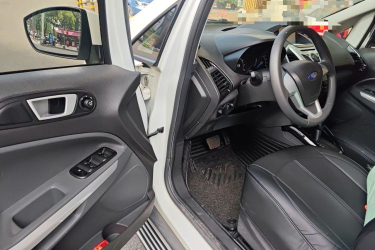 Used Ford EcoSport 2013 1.5L Automatic Fashion Model Driver Seat