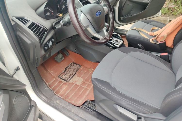 Used Ford EcoSport 2013 1.5L Automatic Fashion Model Driver Seat