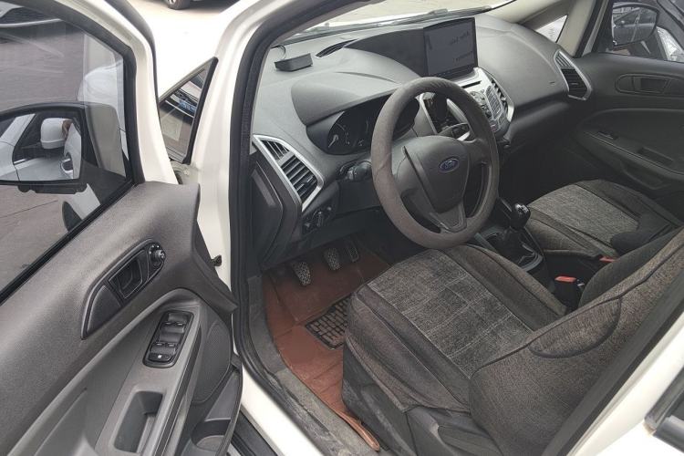 Used Ford EcoSport 2013 1.5L Manual Comfort Model Driver Seat