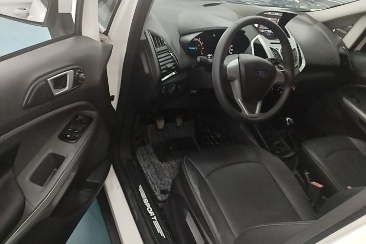 Used Ford EcoSport 2013 1.5L Manual Fashion Model Driver Seat