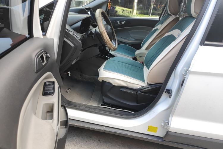 Used Ford EcoSport 2013 1.5L Automatic Fashion Model Driver Seat