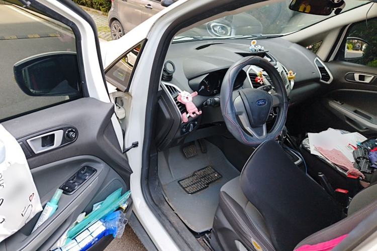 Used Ford EcoSport 2013 1.5L Automatic Fashion Model Driver Seat