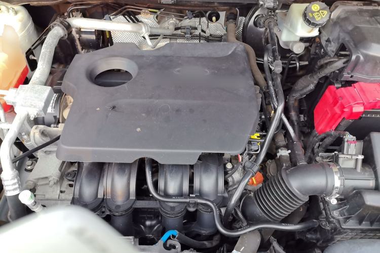 Used Ford EcoSport 2013 1.5L Automatic Fashion Model Engine Bay