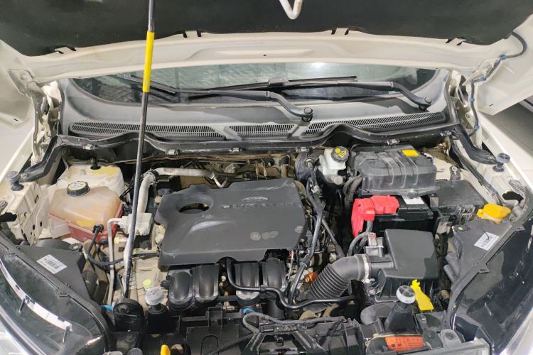 Used Ford EcoSport 2013 1.5L Automatic Prestige Model Engine Bay