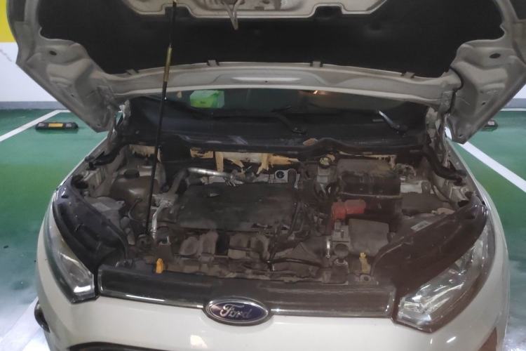 Used Ford EcoSport 2013 1.5L Automatic Prestige Model Engine Bay