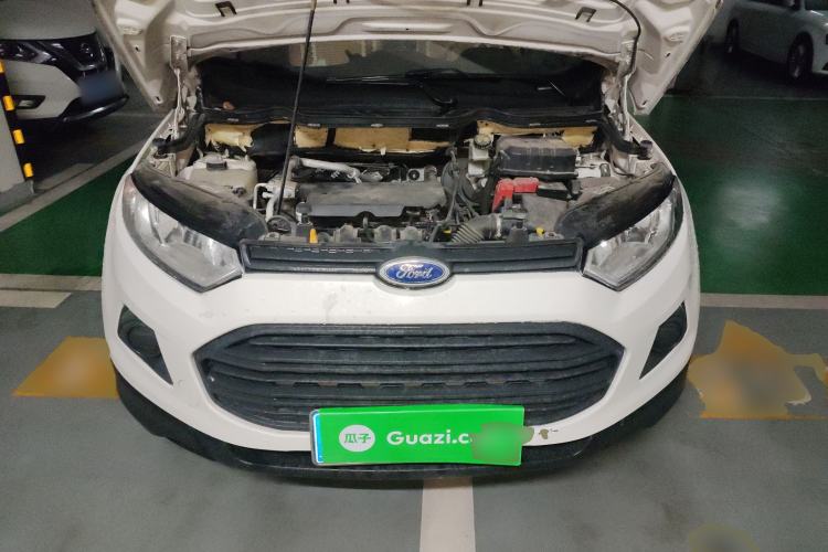 Used Ford EcoSport 2013 1.5L Manual Comfort Model Engine Bay