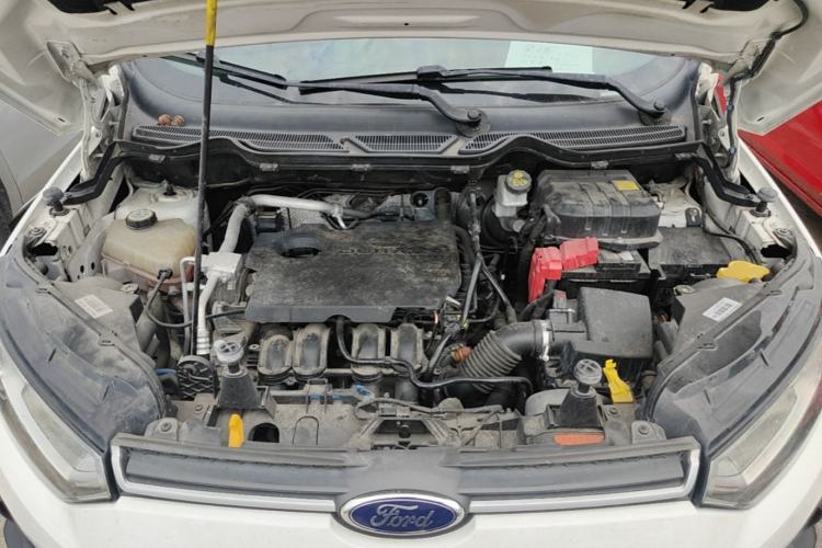 Used Ford EcoSport 2013 1.5L Automatic Fashion Model Engine Bay