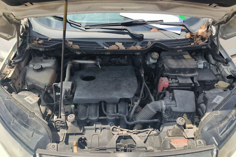 Used Ford EcoSport 2013 1.5L Automatic Fashion Model Engine Bay