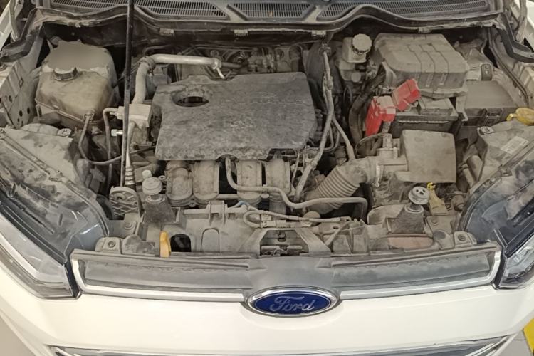 Used Ford EcoSport 2013 1.5L Automatic Fashion Model Engine Bay