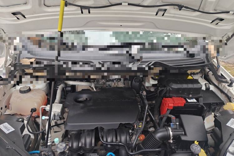 Used Ford EcoSport 2013 1.5L Manual Comfort Model Engine Bay