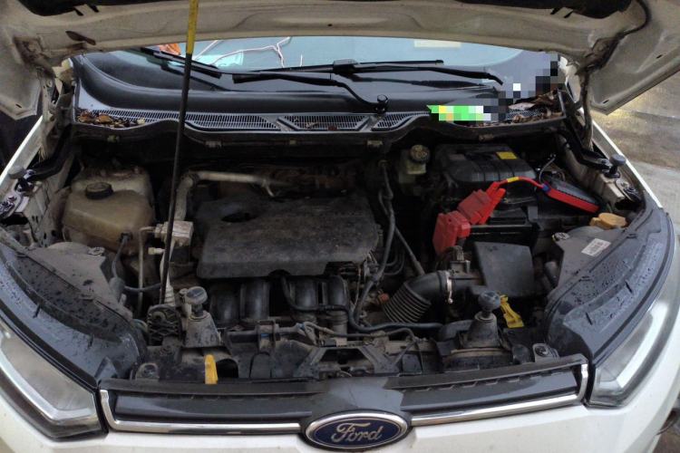 Used Ford EcoSport 2013 1.5L Manual Luxury Model Engine Bay