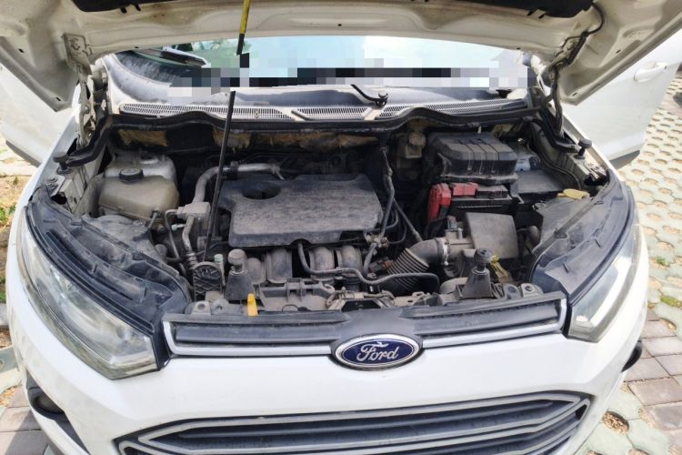 Used Ford EcoSport 2013 1.5L Automatic Fashion Model Engine Bay