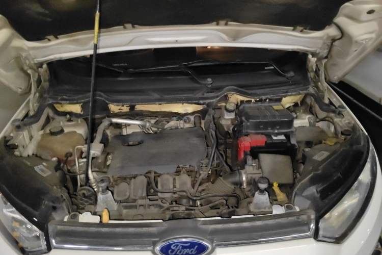 Used Ford EcoSport 2013 1.5L Automatic Prestige Model Engine Bay