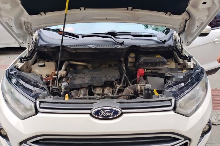 Used Ford EcoSport 2013 1.5L Automatic Fashion Model Engine Bay