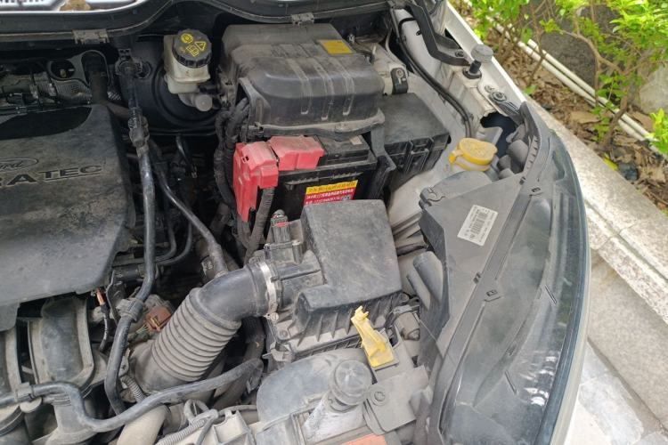 Used Ford EcoSport 2013 1.5L Automatic Fashion Model Engine Bay Left