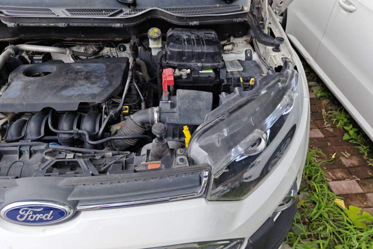 Used Ford EcoSport 2013 1.5L Automatic Prestige Model Engine Bay Left