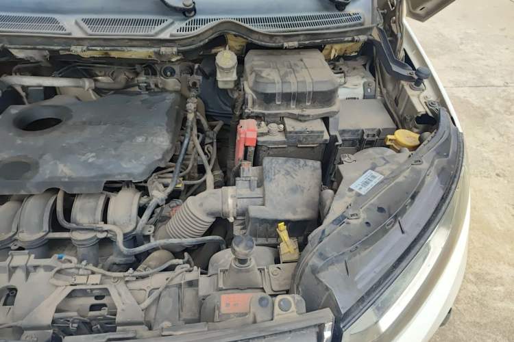 Used Ford EcoSport 2013 1.5L Automatic Prestige Model Engine Bay Left