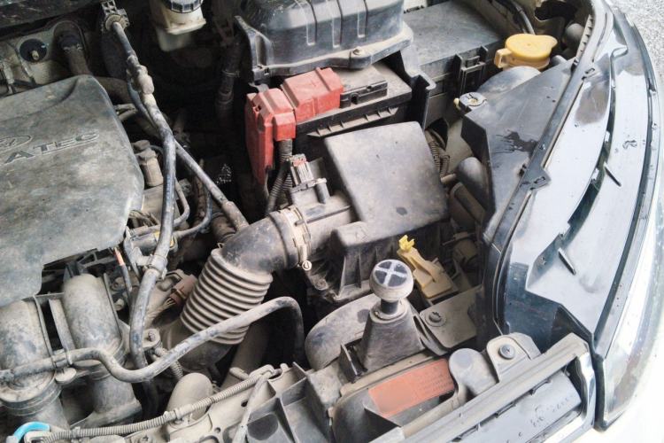Used Ford EcoSport 2013 1.5L Manual Luxury Model Engine Bay Left