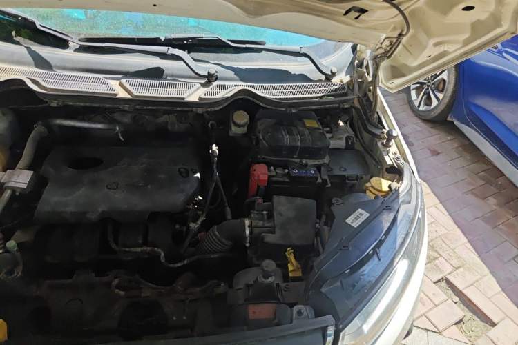 Used Ford EcoSport 2013 1.5L Manual Comfort Model Engine Bay Left