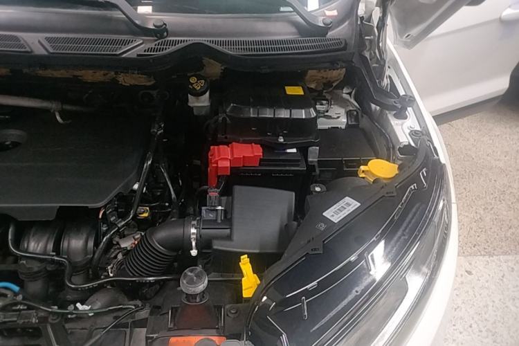 Used Ford EcoSport 2013 1.5L Automatic Prestige Model Engine Bay Left