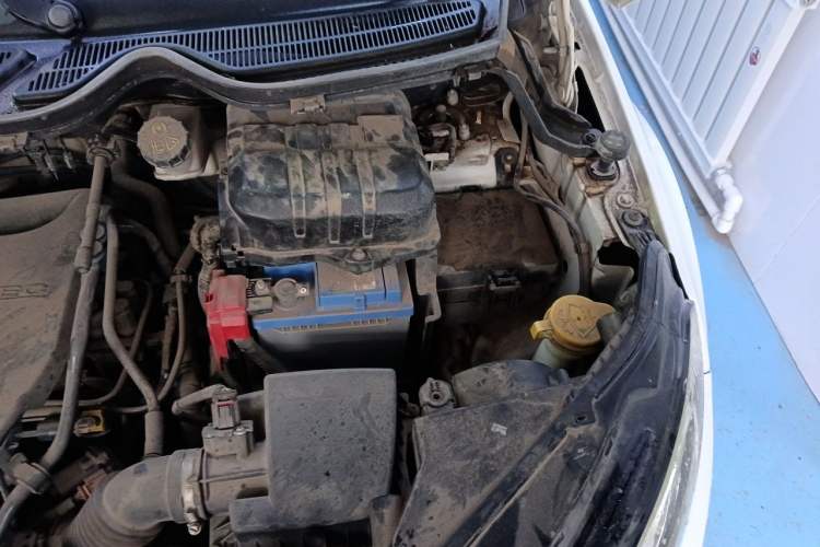 Used Ford EcoSport 2013 1.5L Automatic Prestige Model Engine Bay Left