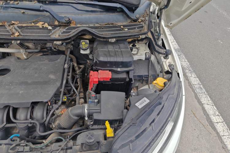 Used Ford EcoSport 2013 1.5L Automatic Prestige Model Engine Bay Left